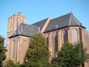 Symfonieorkest Sjosjanim geeft concert in de Grote kerk te Elburg