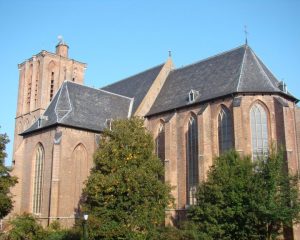 Symfonieorkest Sjosjanim geeft concert in de Grote kerk te Elburg