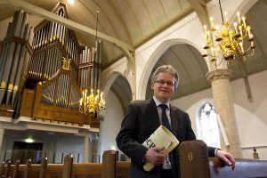 Dorpskerk van Ouderkerk aan de IJssel met Paul Kieviet