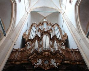 Evert van de Veen geeft orgelconcert in de Bovenkerk van Kampen