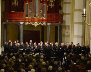 Sint Maartenskerk te Zaltbommel met Urker Mannenkoor Hallelujah