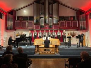 Feestelijke kerstklanken bij Johannus orgelbouw in Ede voor Mercy Ships